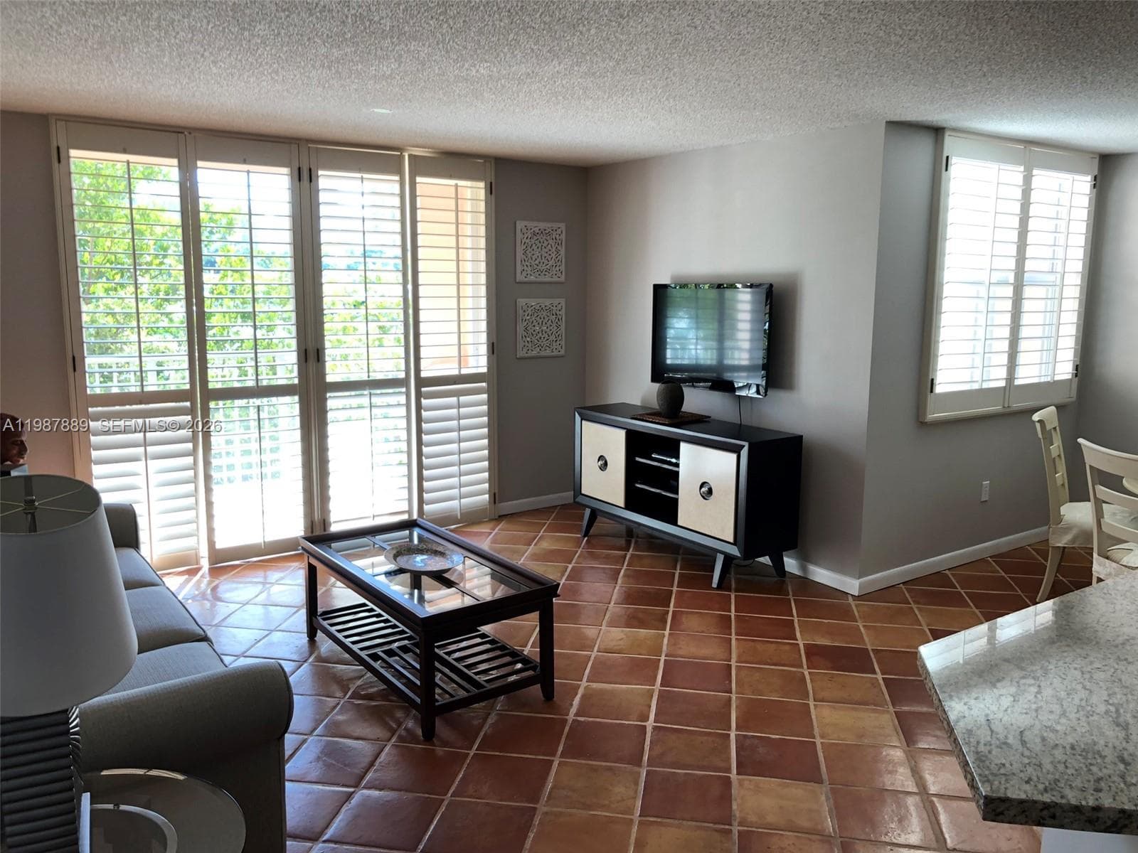 19901 E Country Club Dr 2206 photo 2