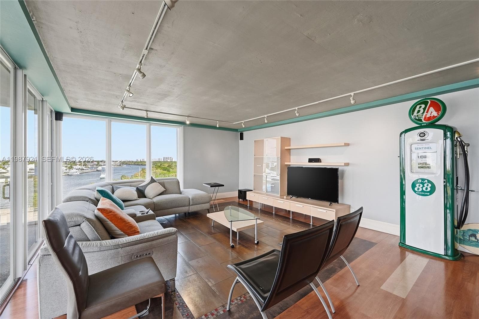 2800 Sunrise Blvd 7F photo 7