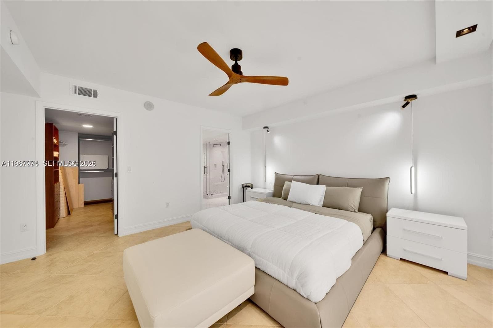 1830 S Ocean Dr 4704 photo 16
