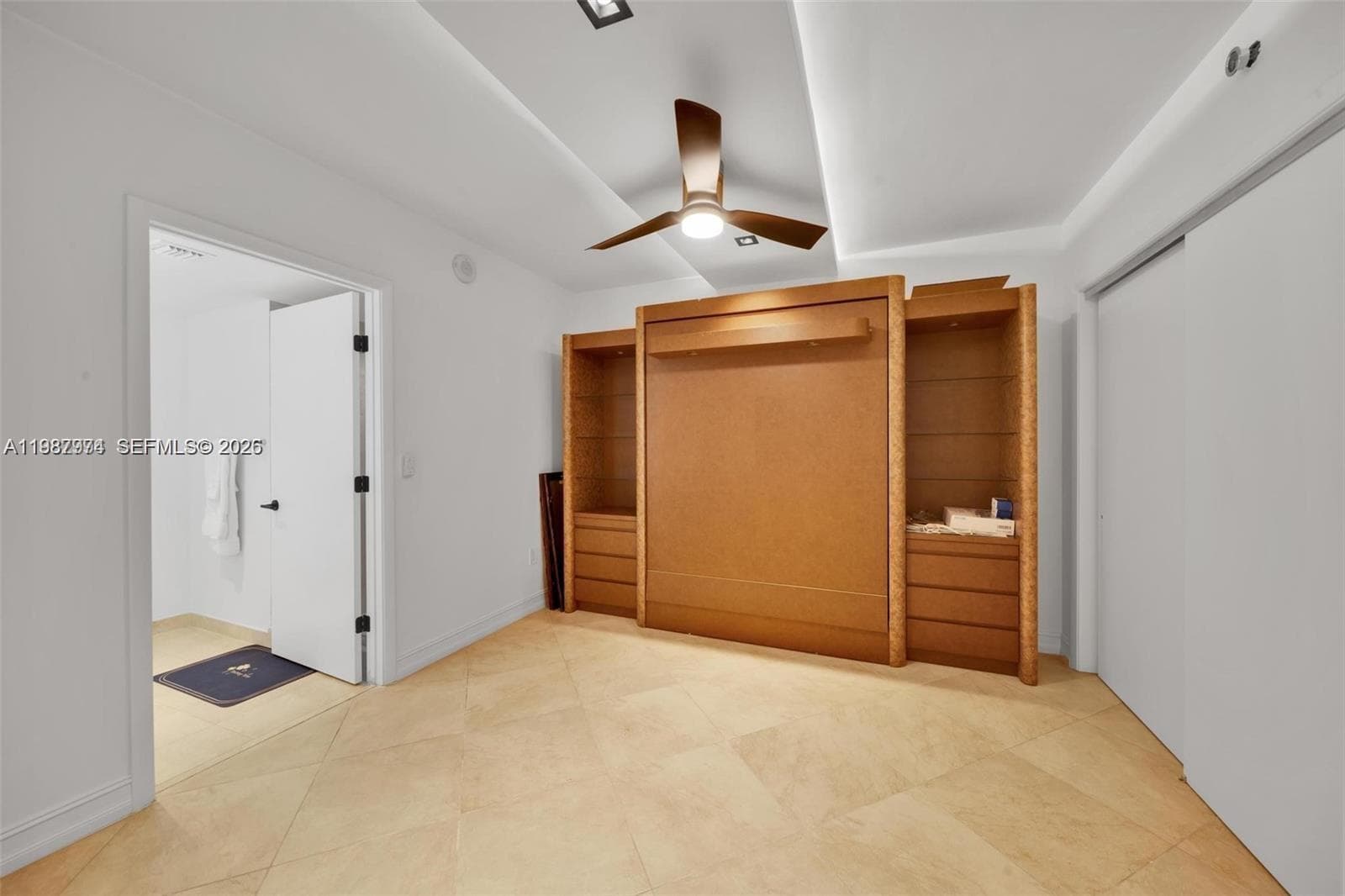 1830 S Ocean Dr 4704 photo 21