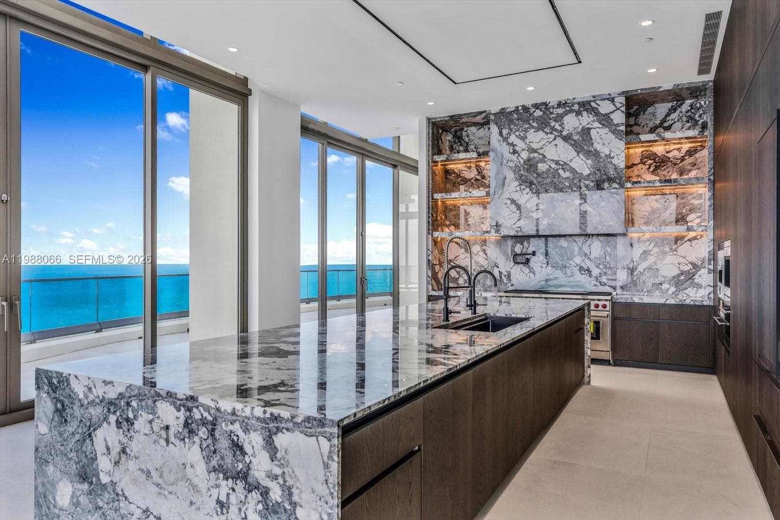 17901 Collins Ave PH-01 photo 13