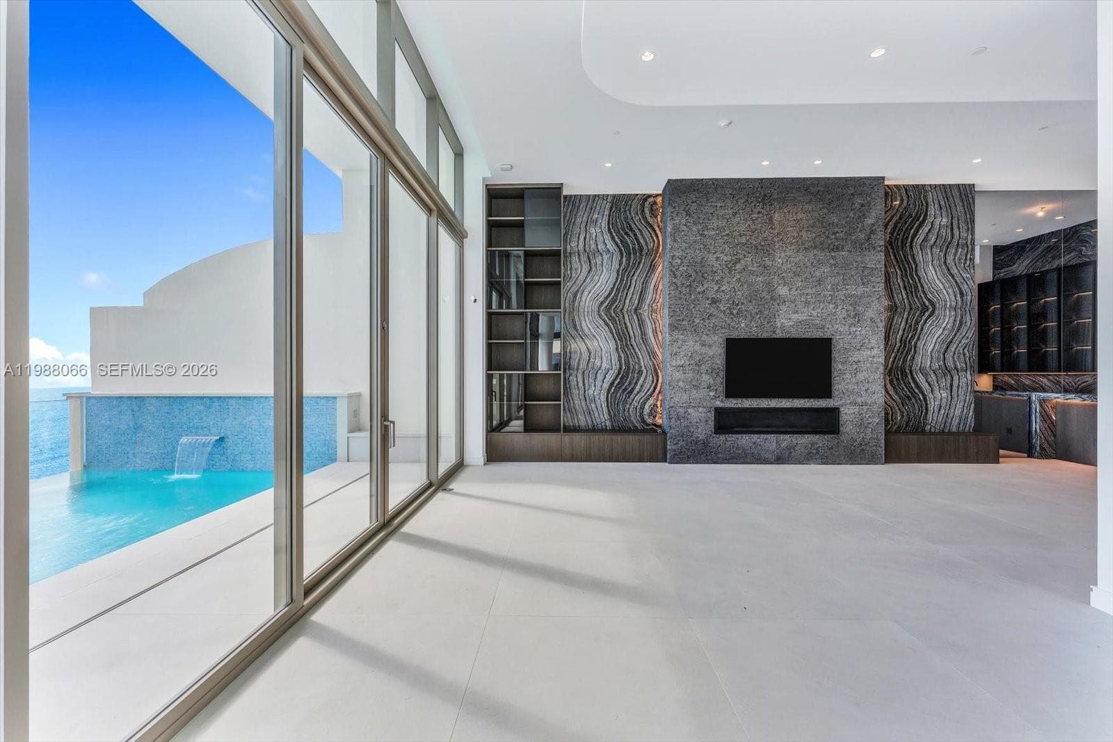 17901 Collins Ave PH-01 photo 8