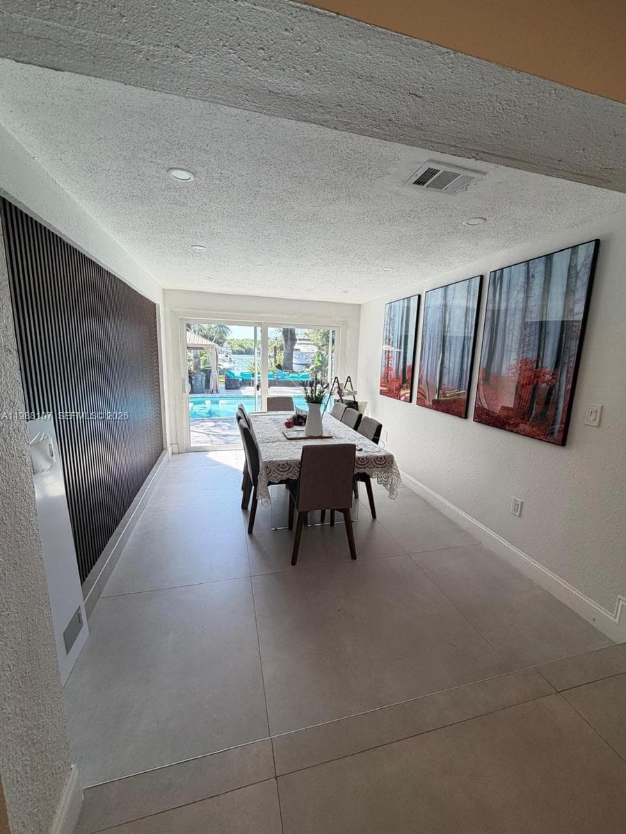 2810 Riverland Rd photo 12