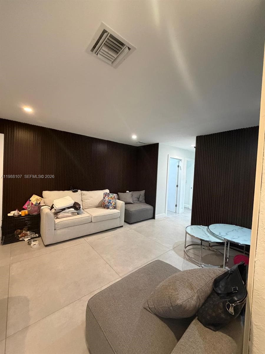 2810 Riverland Rd photo 11