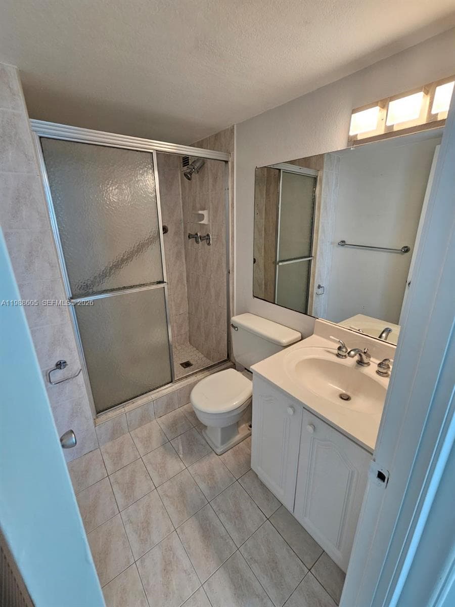 7135 Collins Ave 1821 photo 5