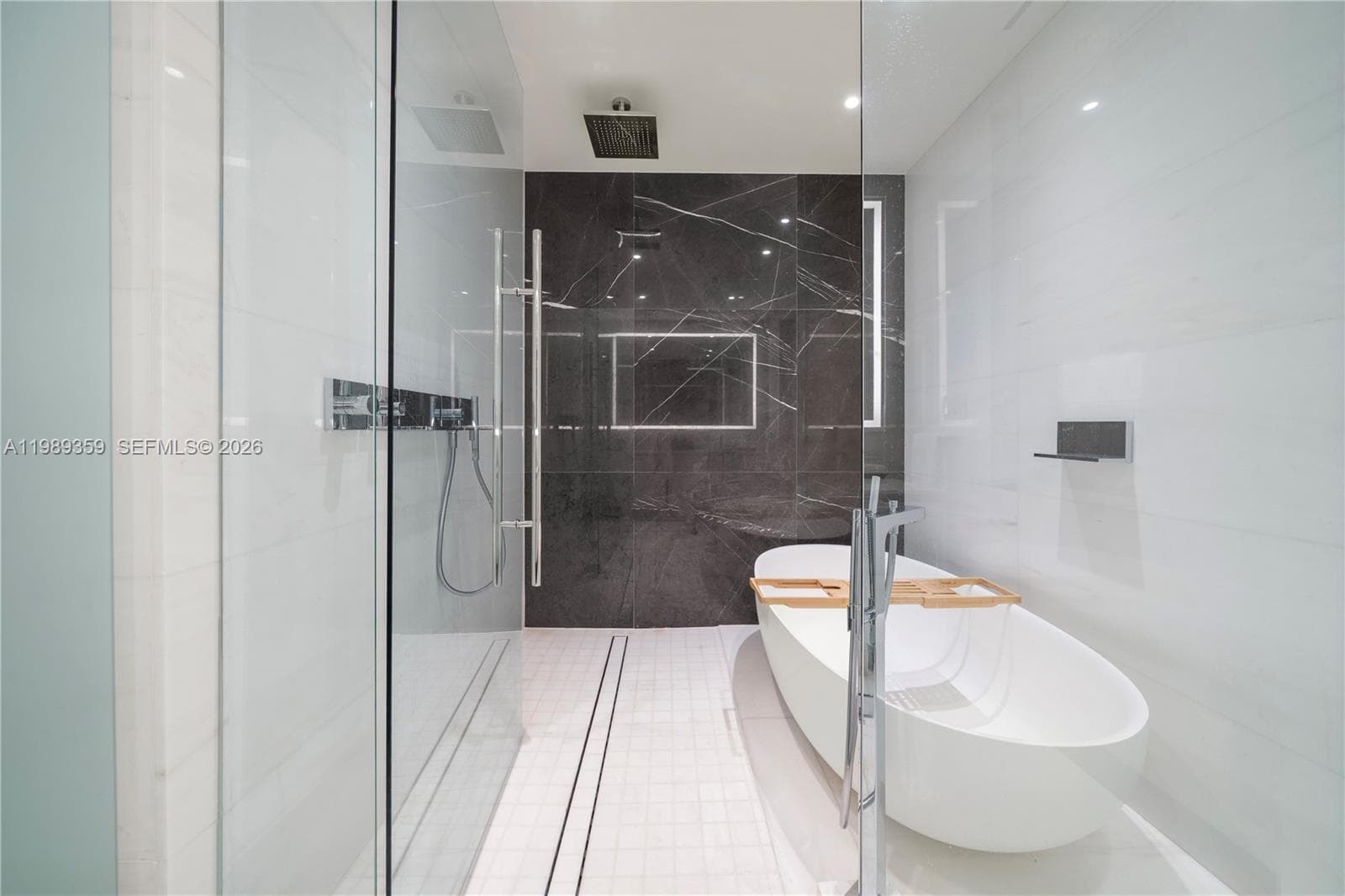 300 Biscayne Boulevard Way 3005W photo 17