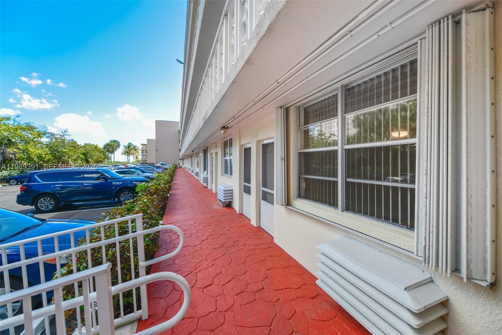 1936 Ocean Dr 2D photo 25