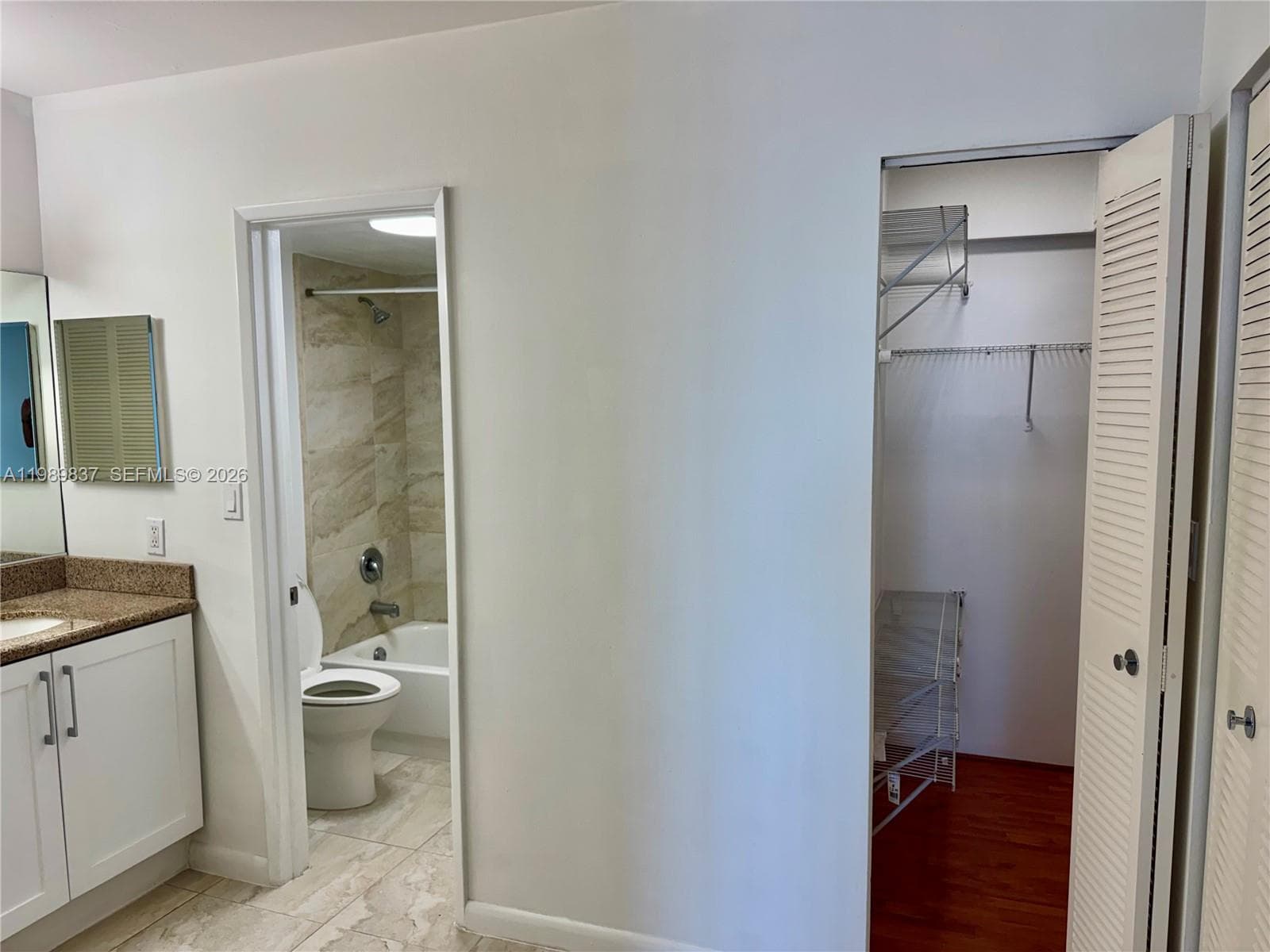 20515 E Country Club Dr 246 photo 18