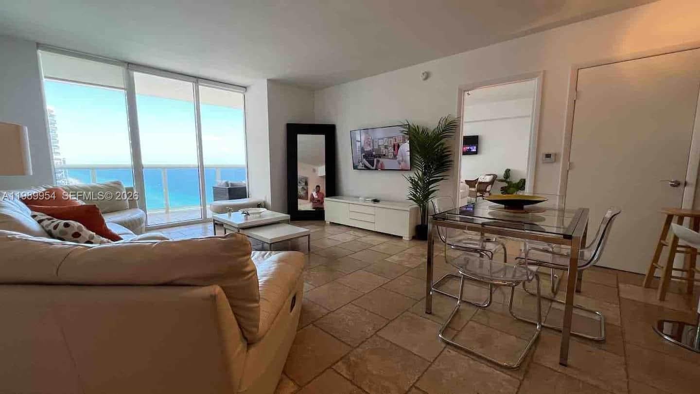 1830 S Ocean Dr 4010 photo 5