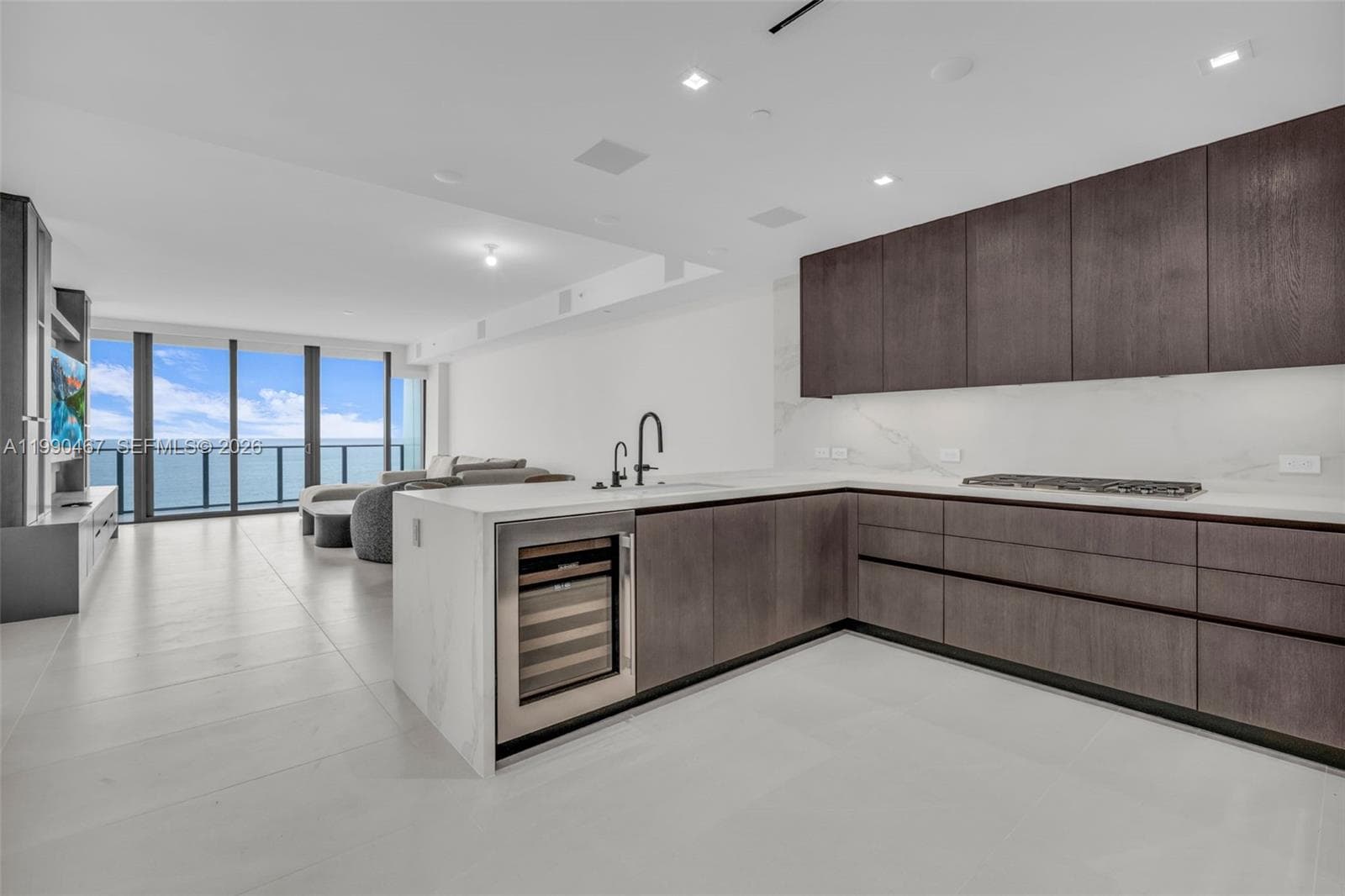1116 N Ocean Blvd 1106 photo 4