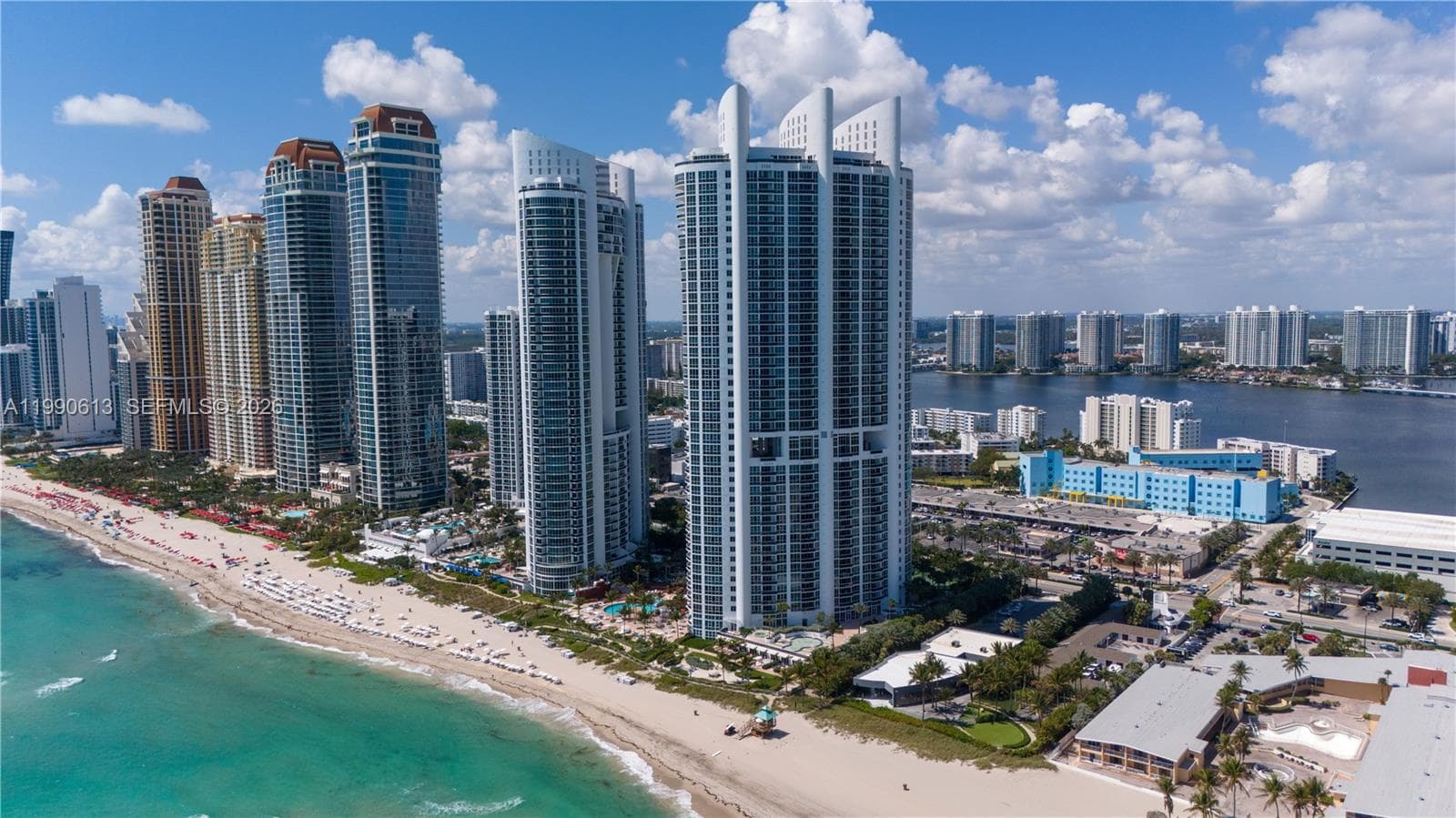 18201 Collins ave 1209 photo 3