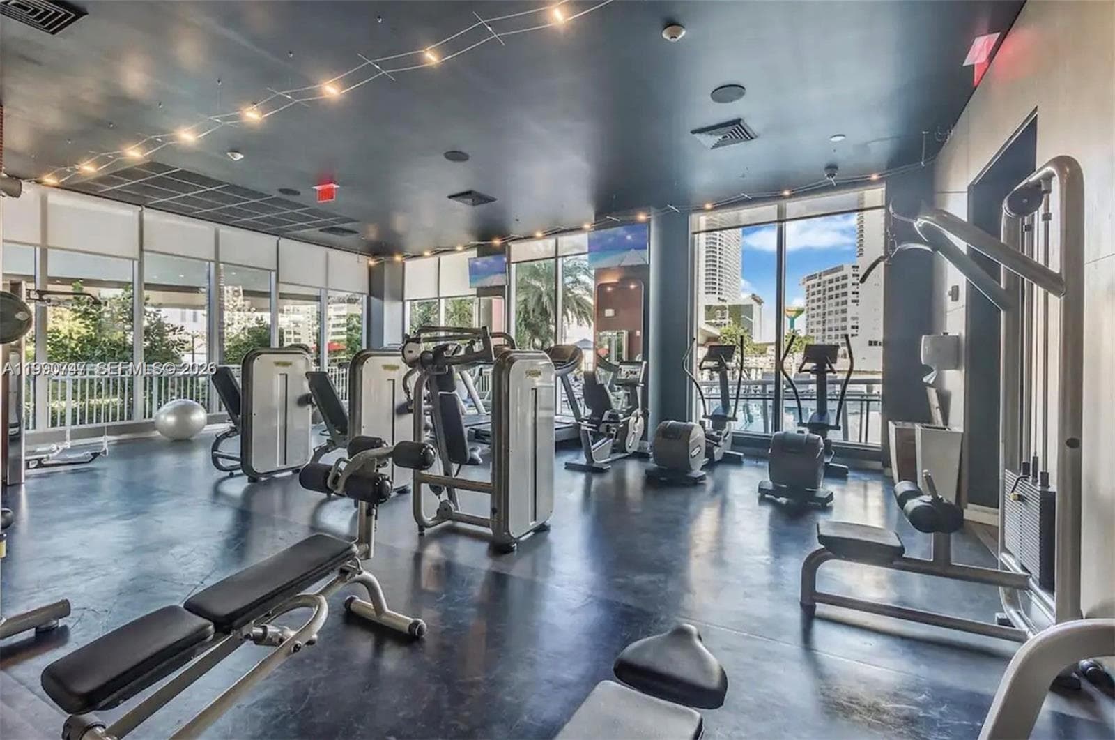 2600 E Hallandale Beach Blvd T1001 photo 15