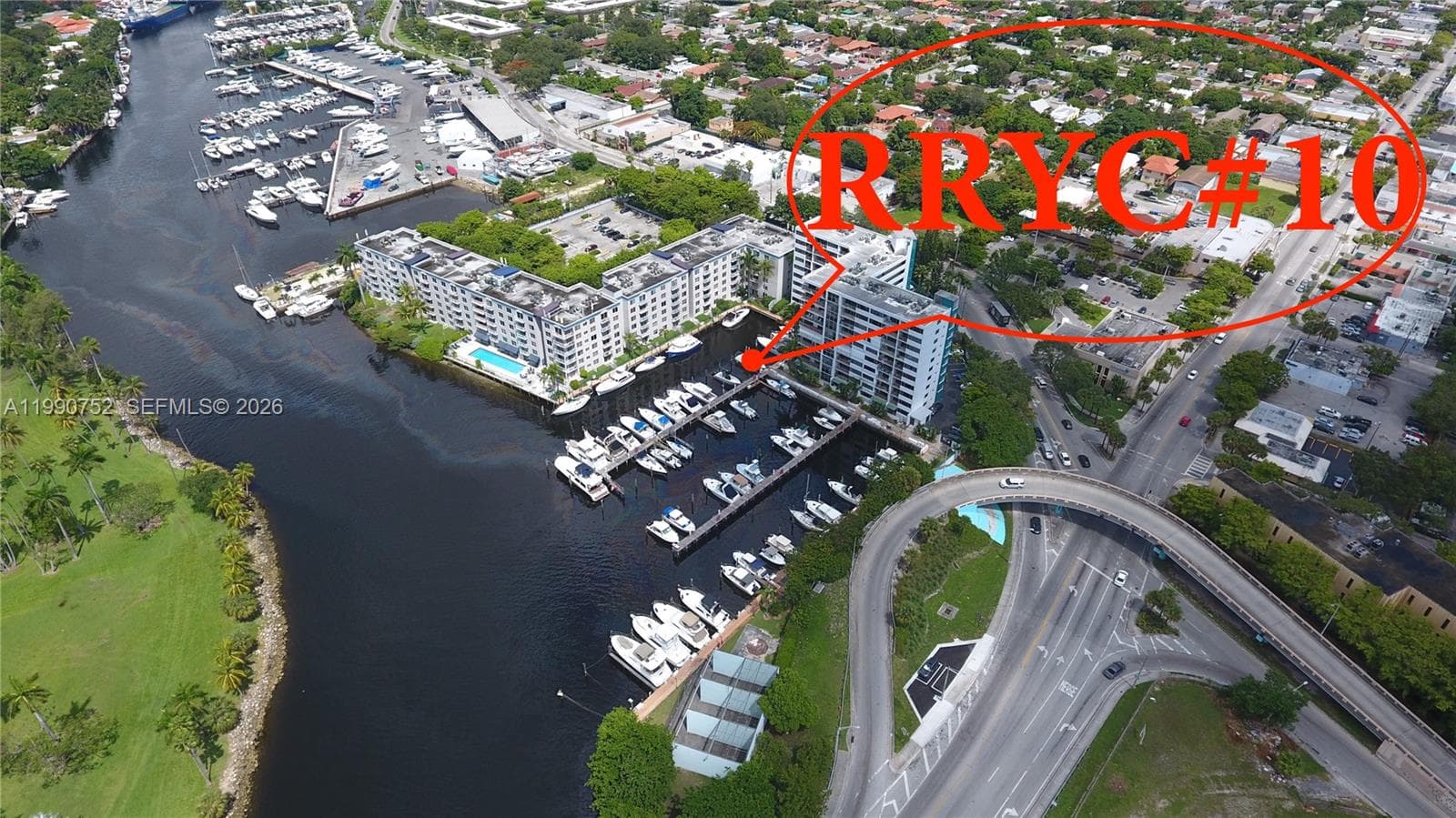 1700 North River Dr photo 2