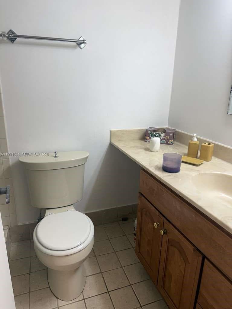 2 Briarwood Cir 212 photo 19