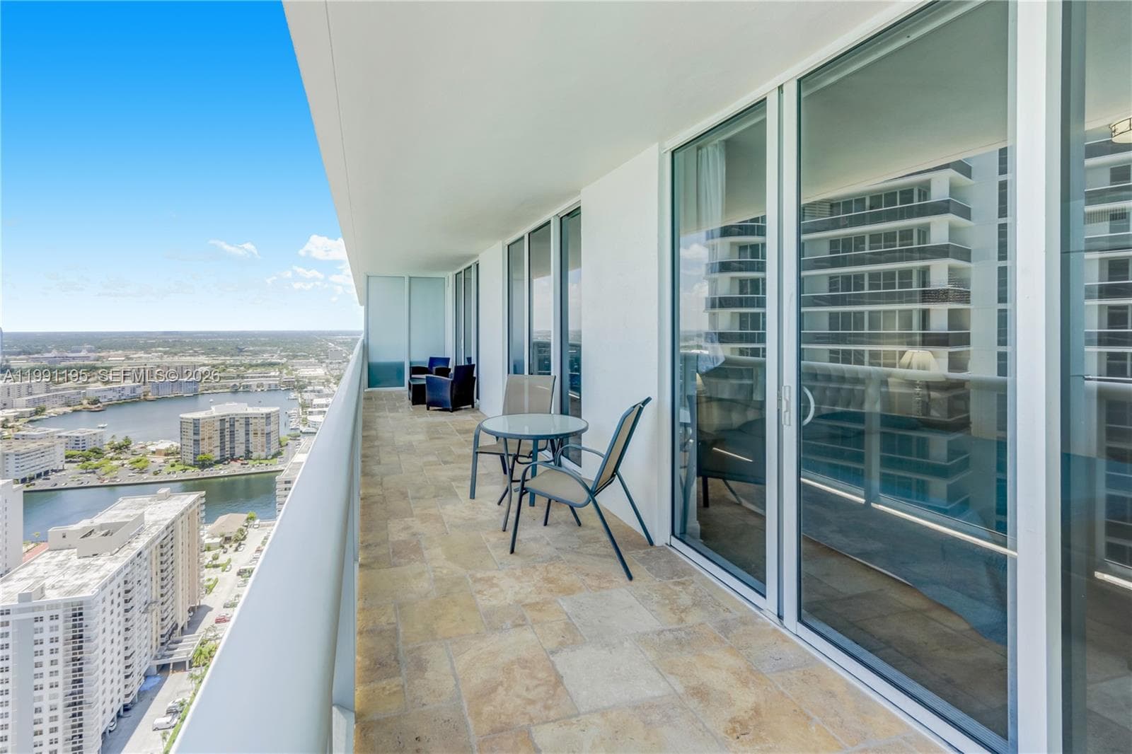 1830 Ocean Dr 3804 photo 11
