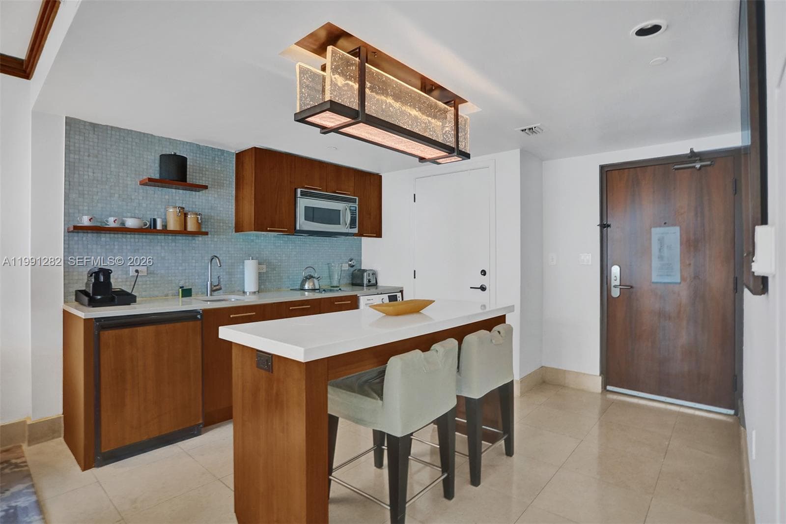 6801 Collins Ave 309 Door #314 photo 2