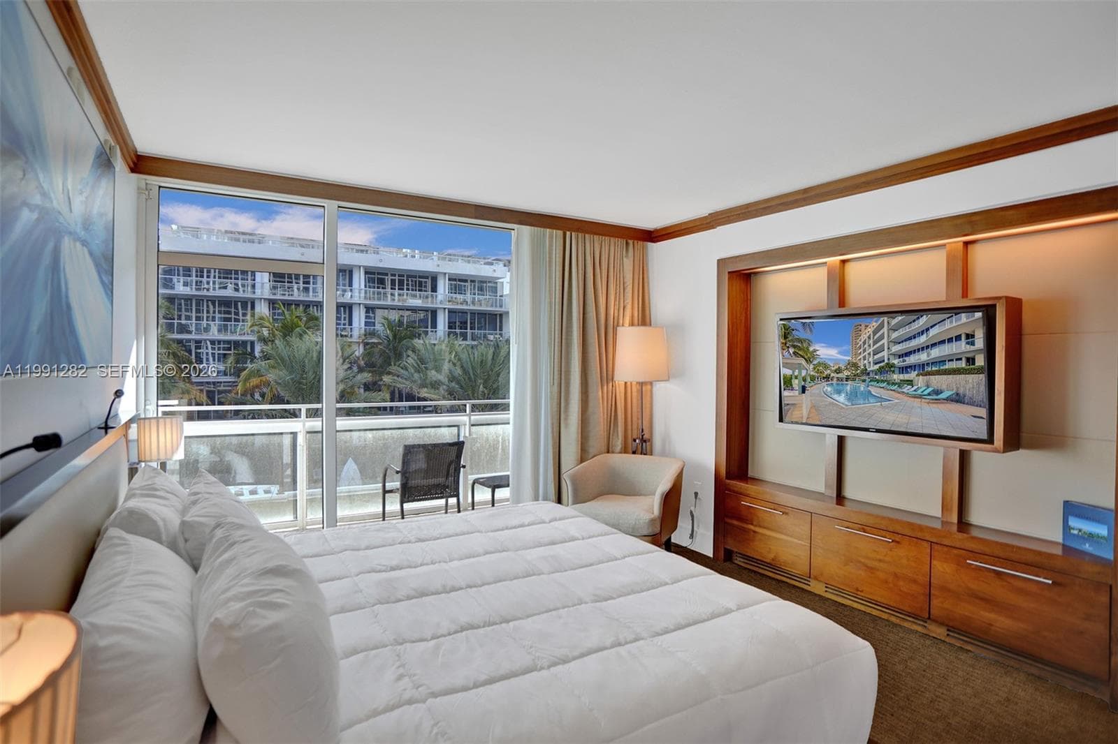 6801 Collins Ave 309 Door #314 photo 7