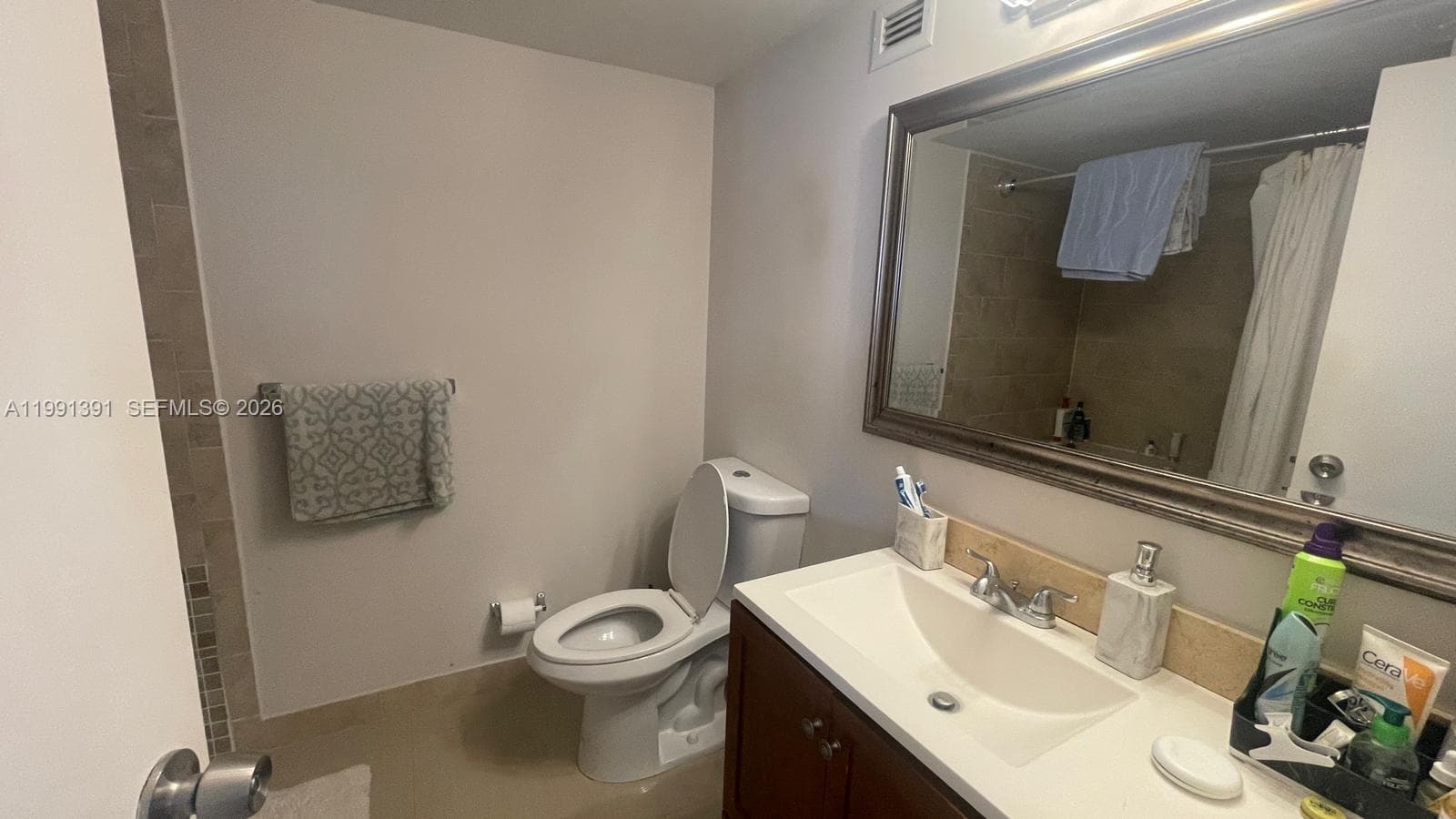 2017 OCEAN DR 405W photo 11