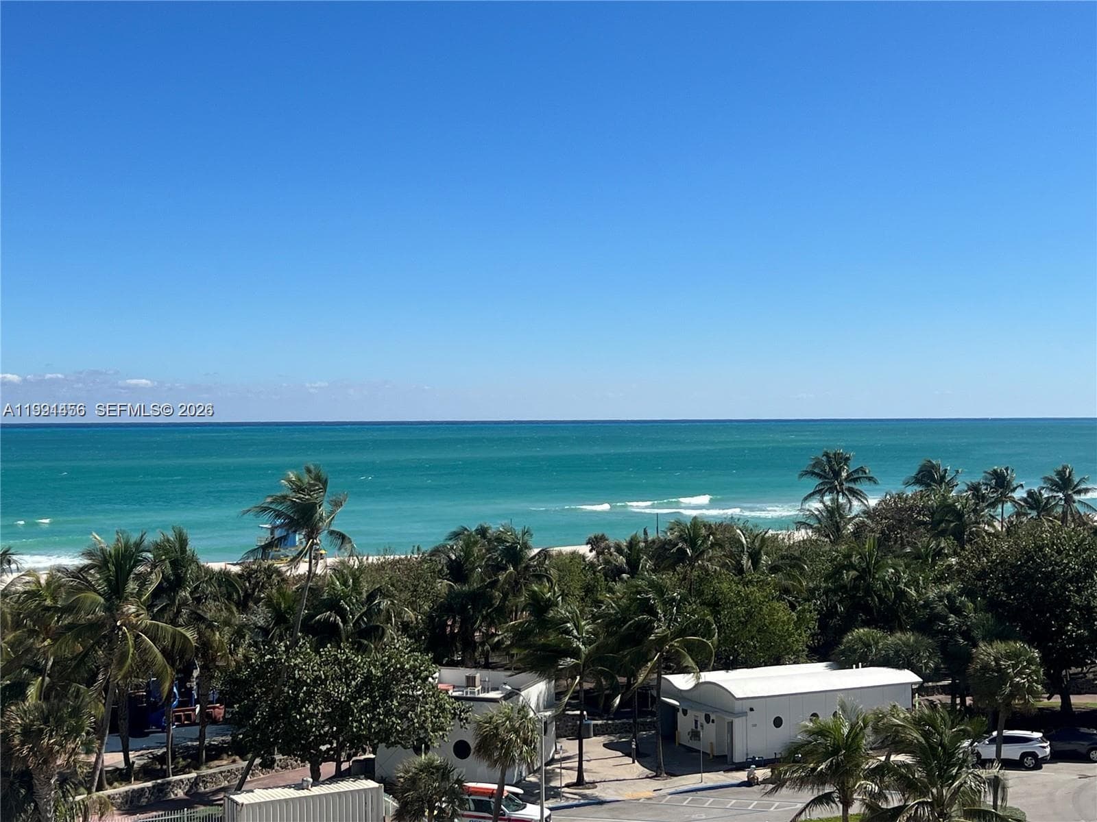 5313 Collins Ave 704 photo 2