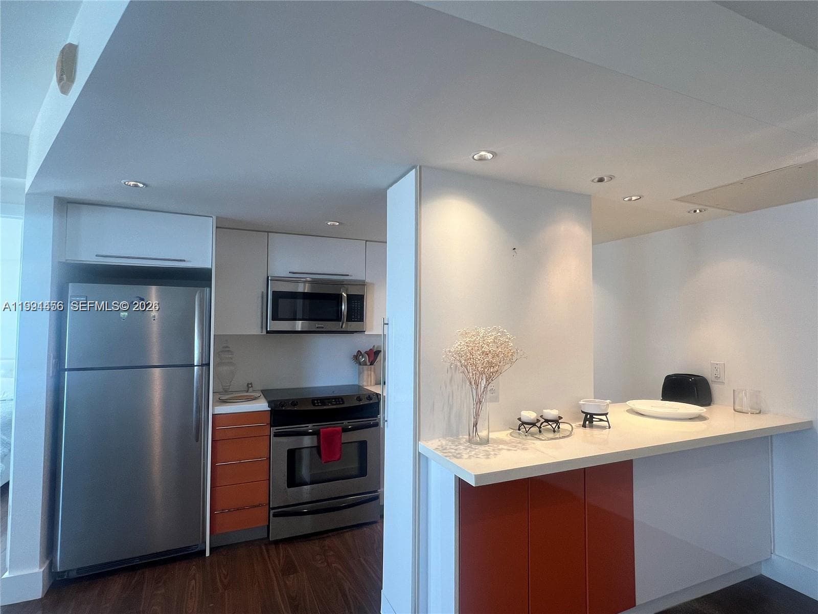 5313 Collins Ave 704 photo 5