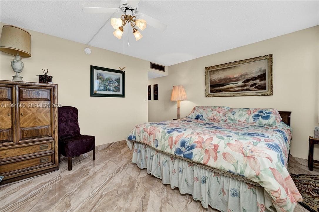 1400 S Ocean Dr 1004 photo 14