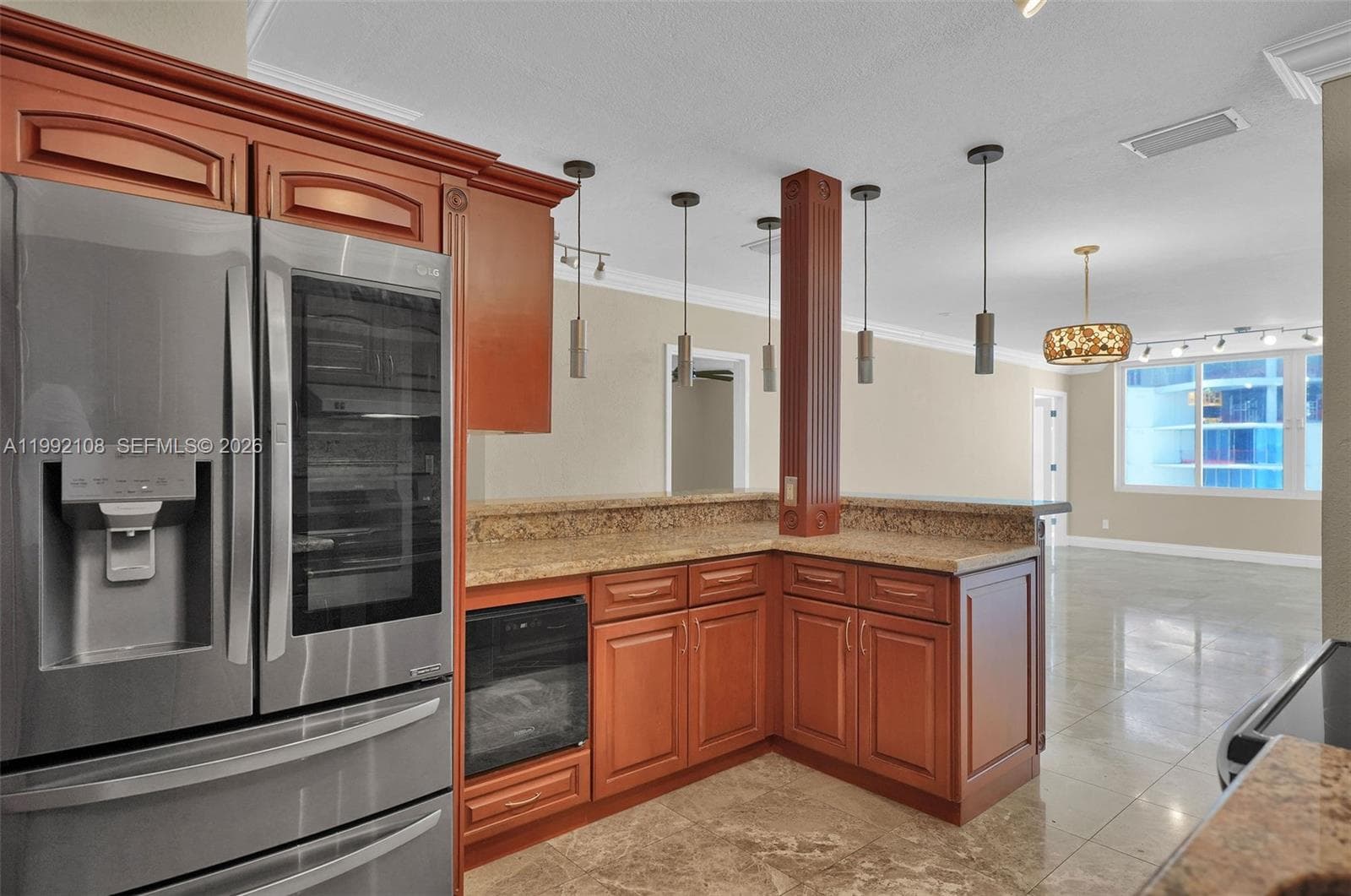 5401 Collins Ave 1514 photo 19