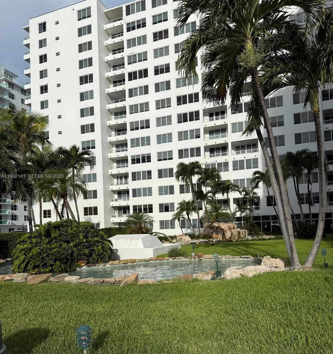 5005 Collins Ave 1525 photo 22