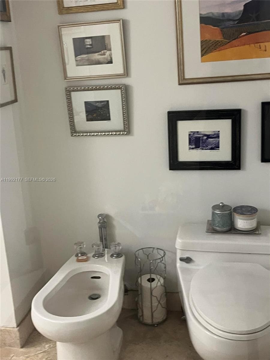 1000 Quayside Ter 1404 photo 11