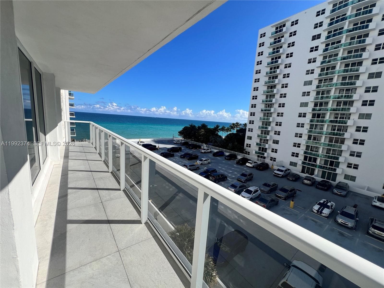 2751 S Ocean Dr 508S photo 2