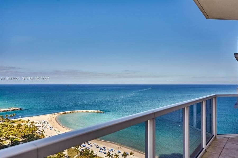 10225 Collins Ave 1703 photo 1