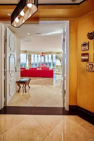 10225 Collins Ave 1703 photo 4