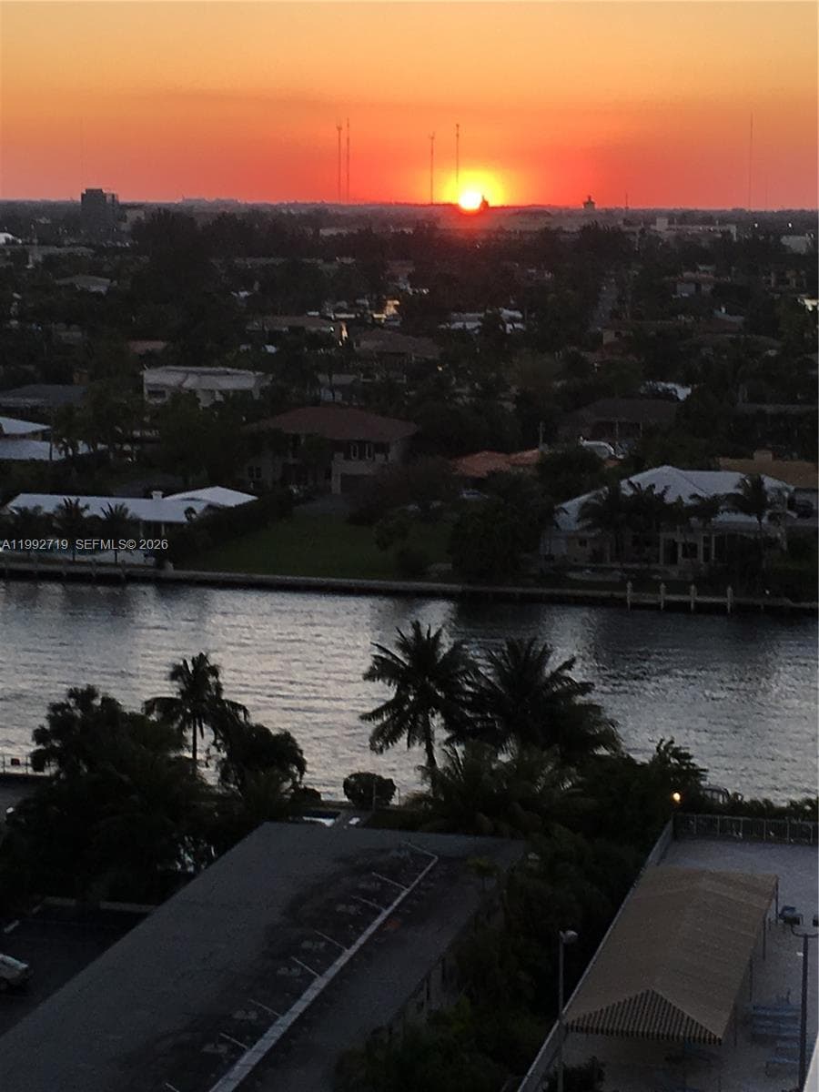 1985 S Ocean Dr 12J photo 21