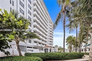 9195 Collins Ave 614 photo 3
