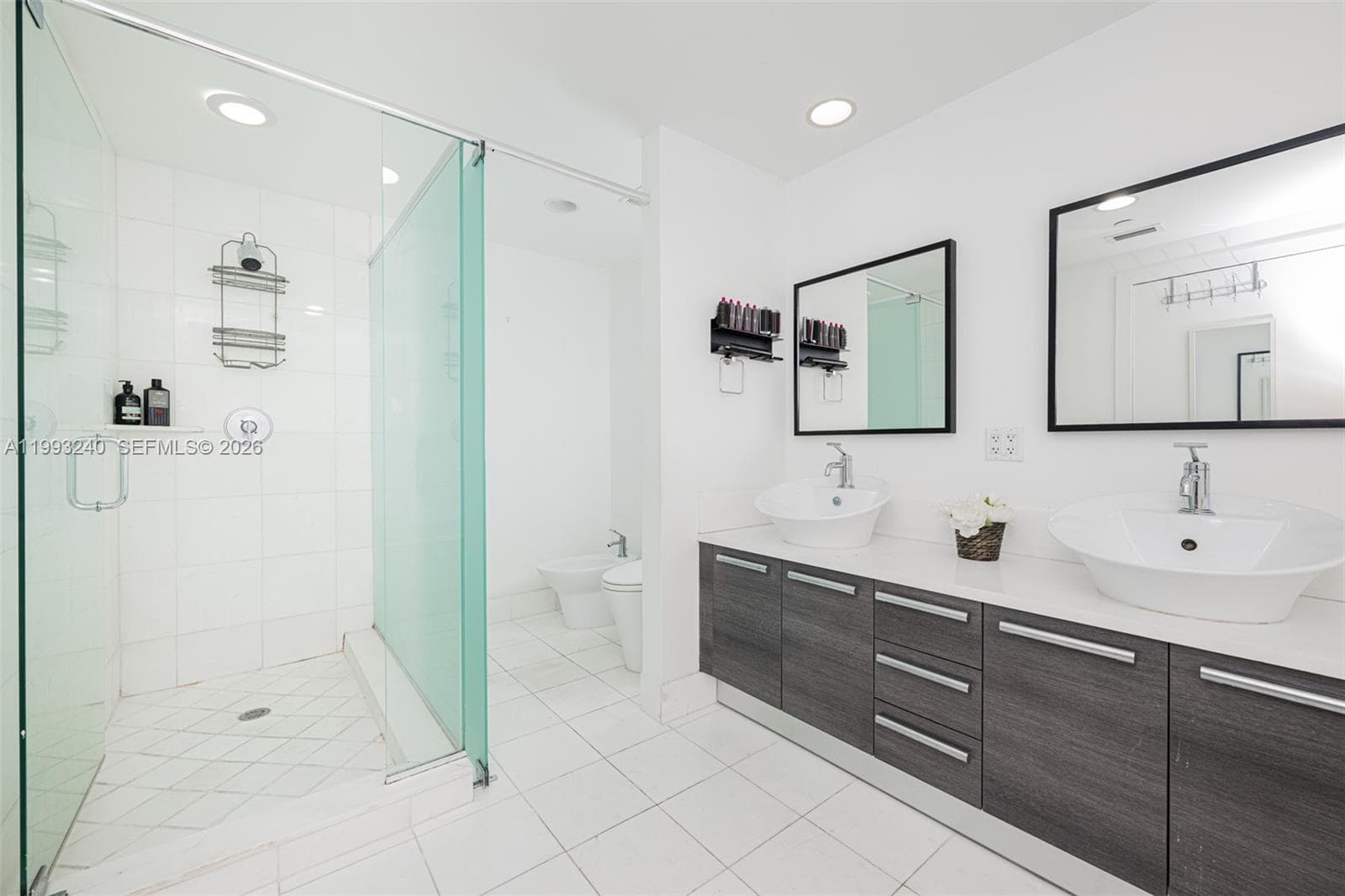 2950 NE 188th St 139 photo 24