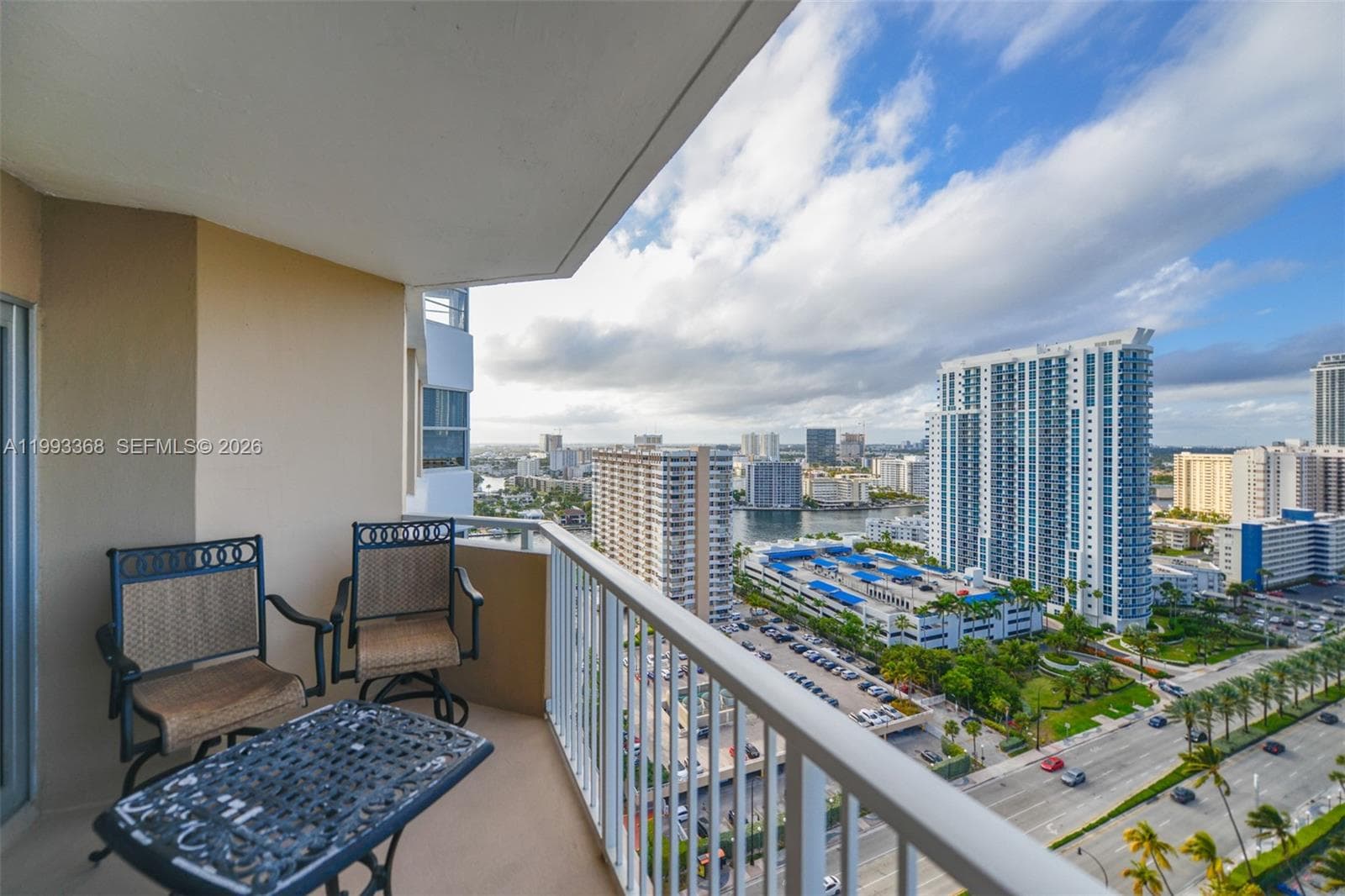 1980 S Ocean Dr 21M photo 3