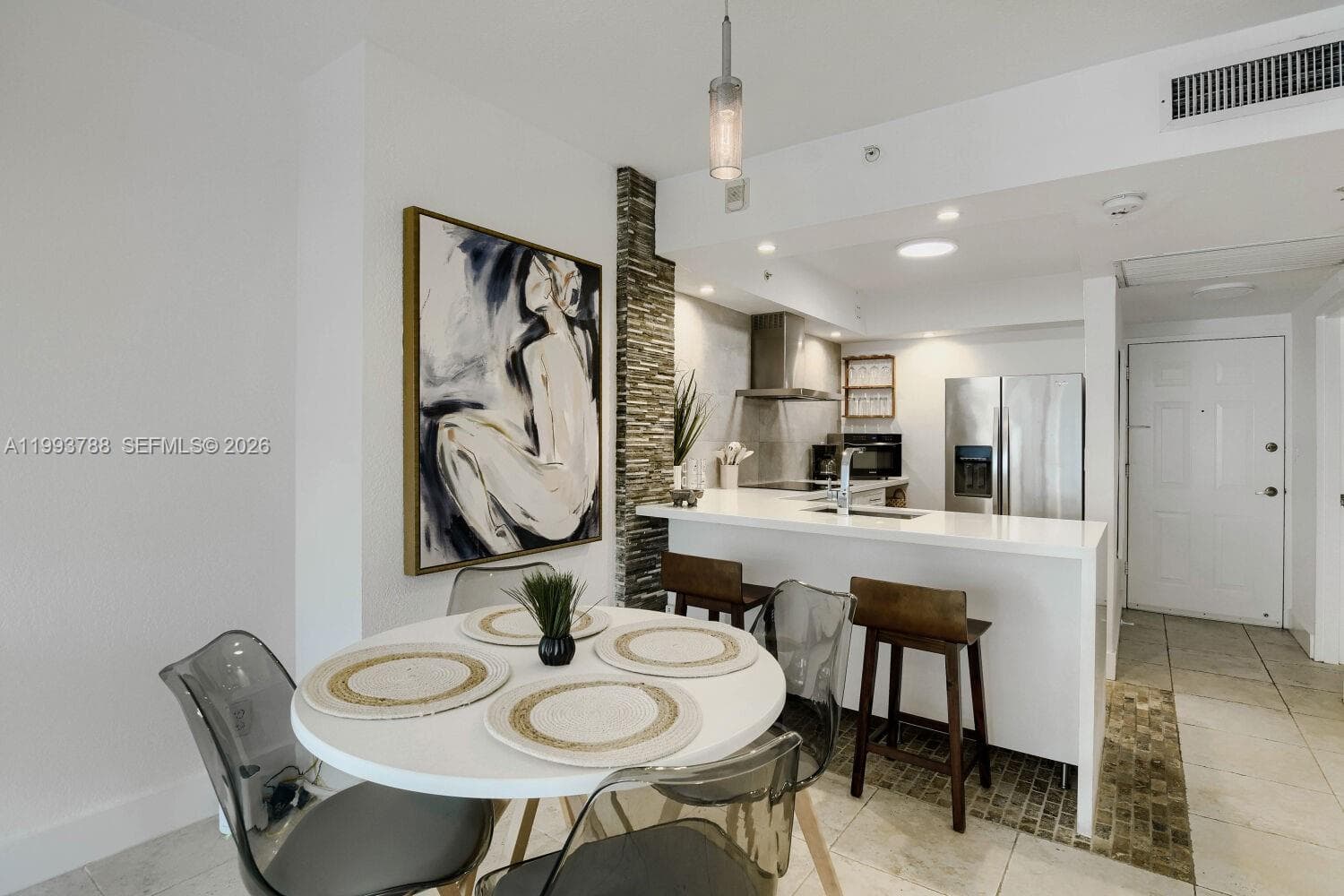 2501 S Ocean Dr L16 (AVAILABLE NOW) photo 2