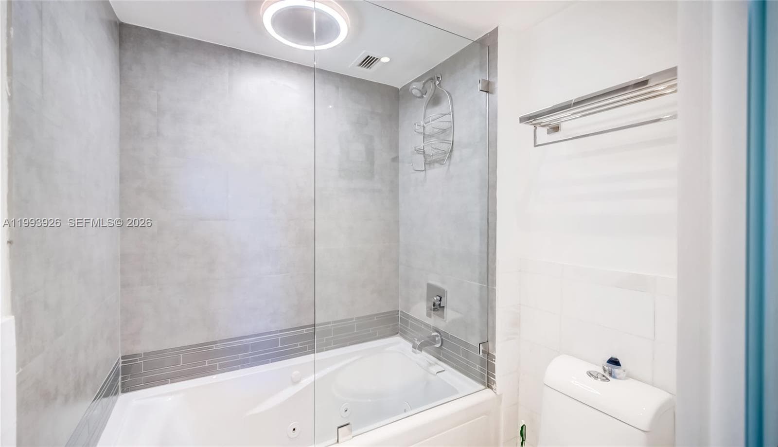 2301 Collins Ave 439 photo 6