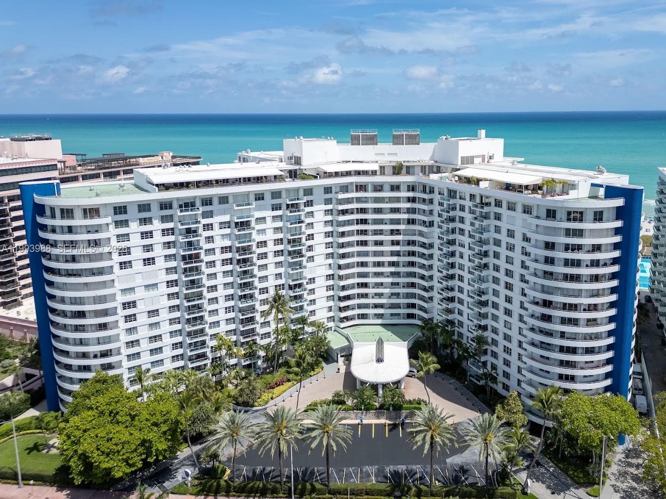 5161 Collins Ave 701 photo 1