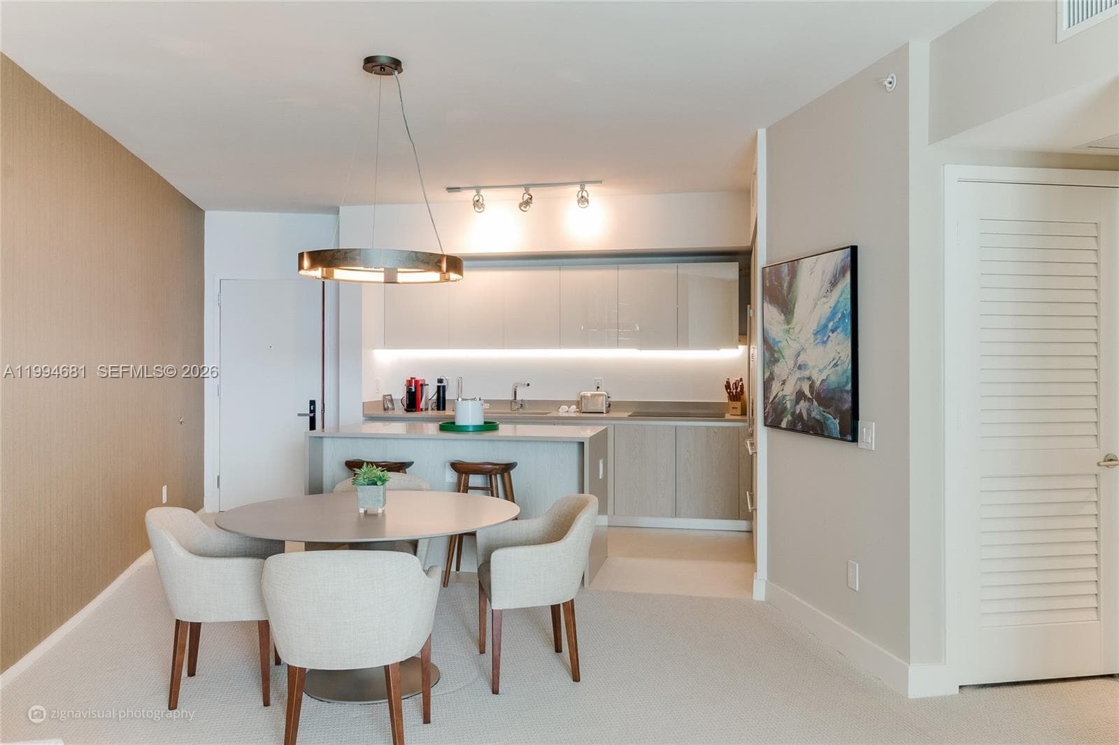 4111 S Ocean Dr 2707 photo 8