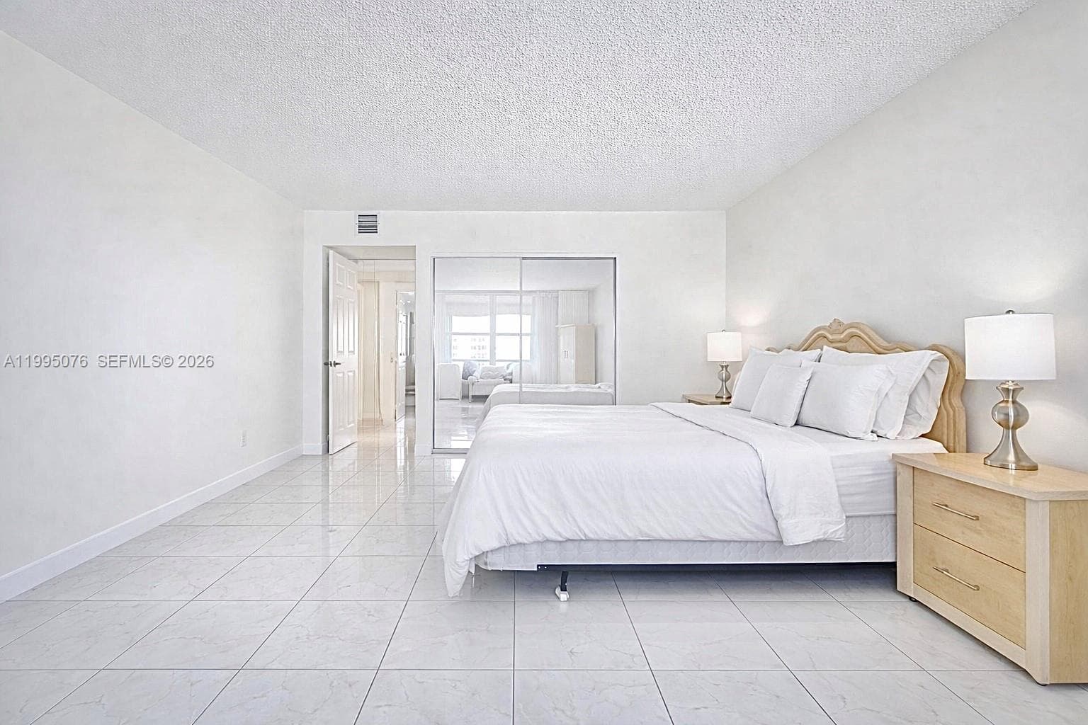 3800 S Ocean Dr 816 photo 9