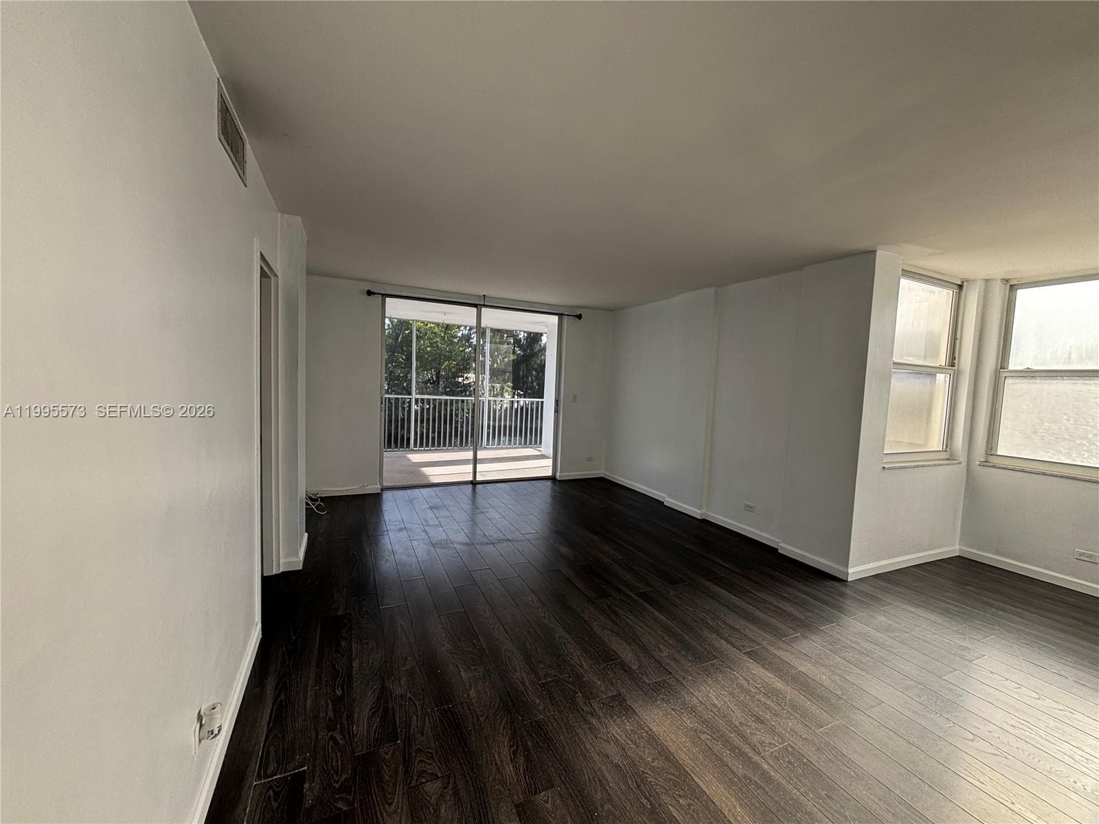 3660 NE 166th St 215 photo 13