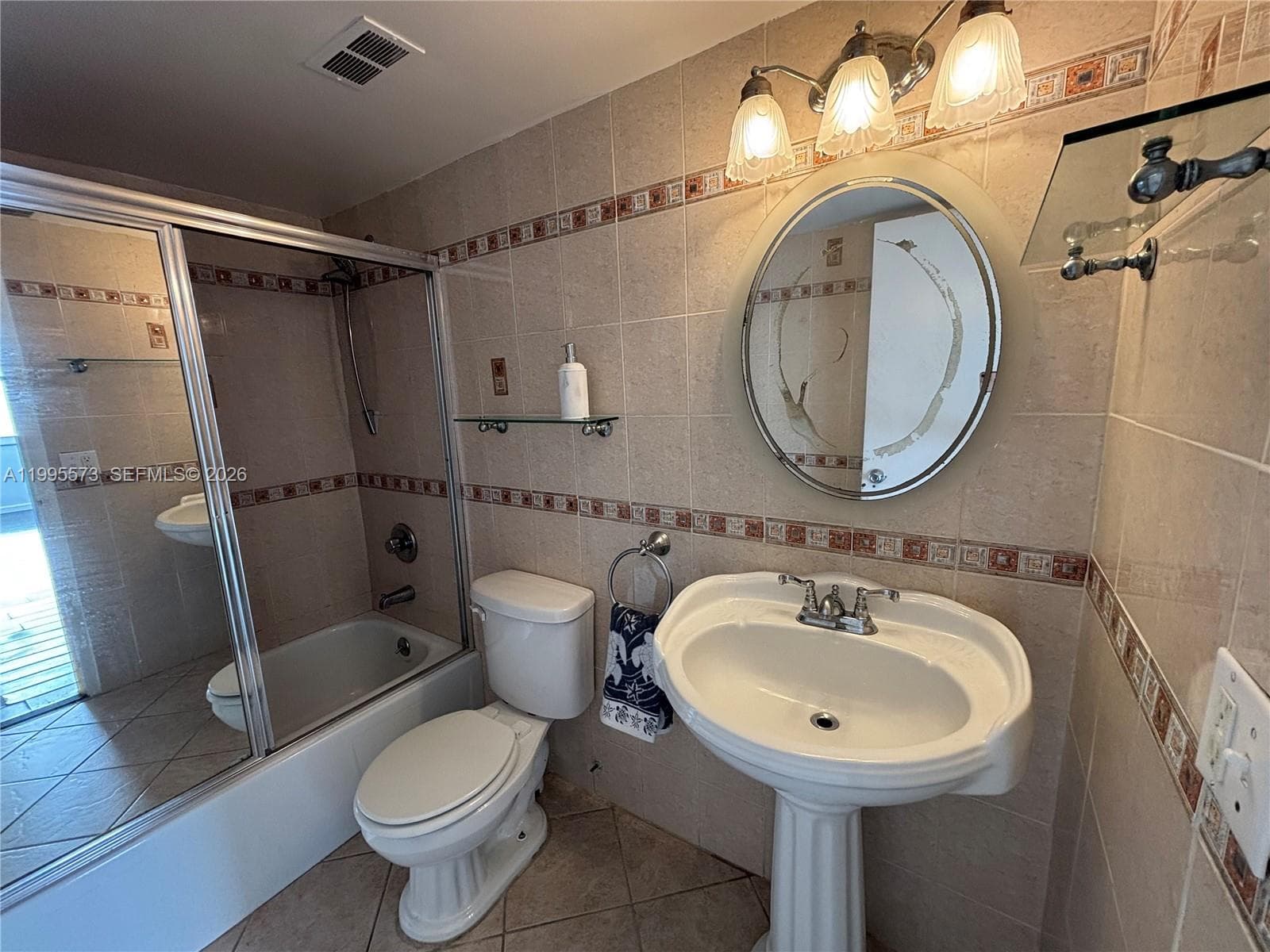 3660 NE 166th St 215 photo 24