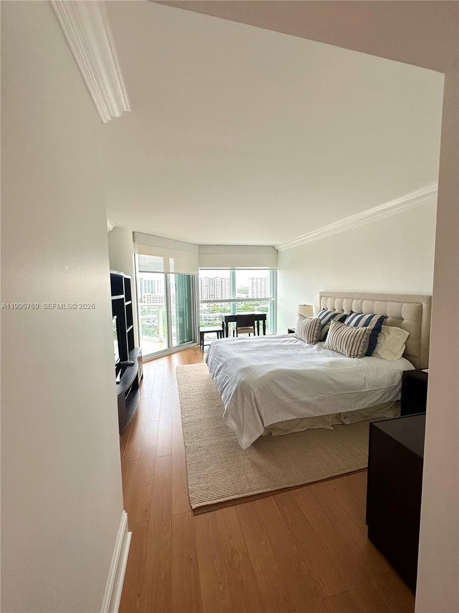 16500 Collins Ave 1453 photo 23
