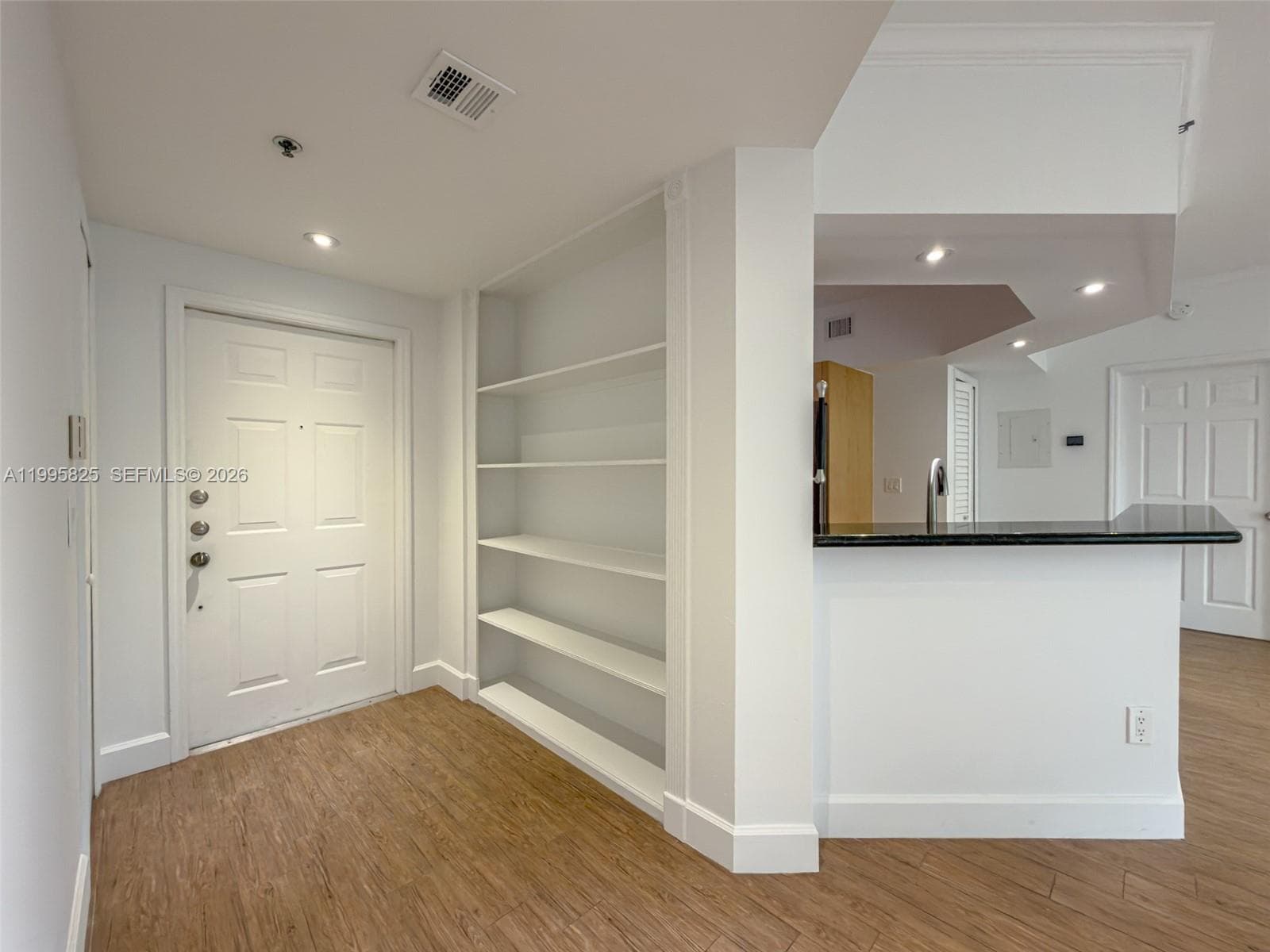 3245 NE 184th St 13405 photo 10