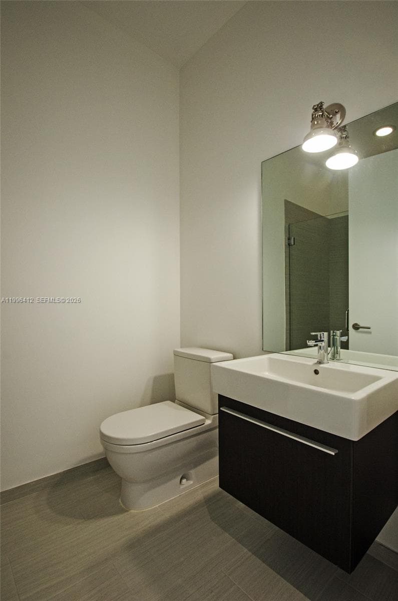 2669 S Bayshore Dr 702-N photo 15