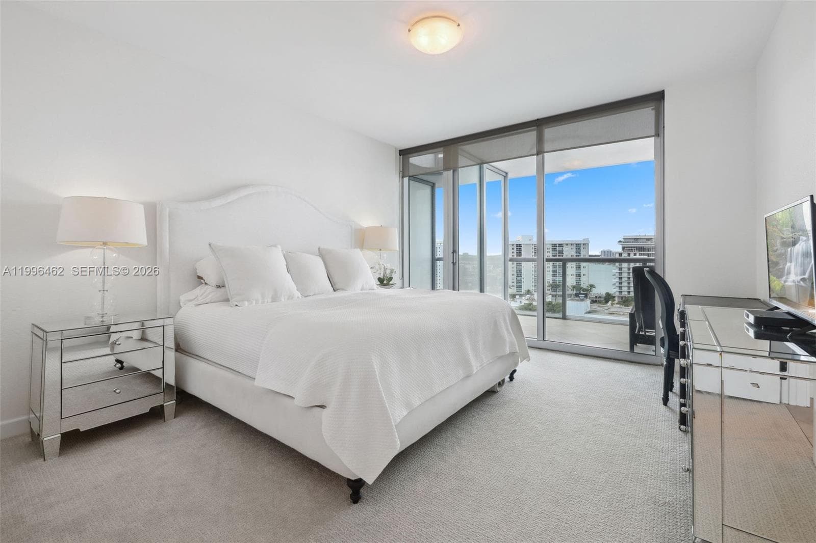 6799 Collins Ave 1106 photo 11