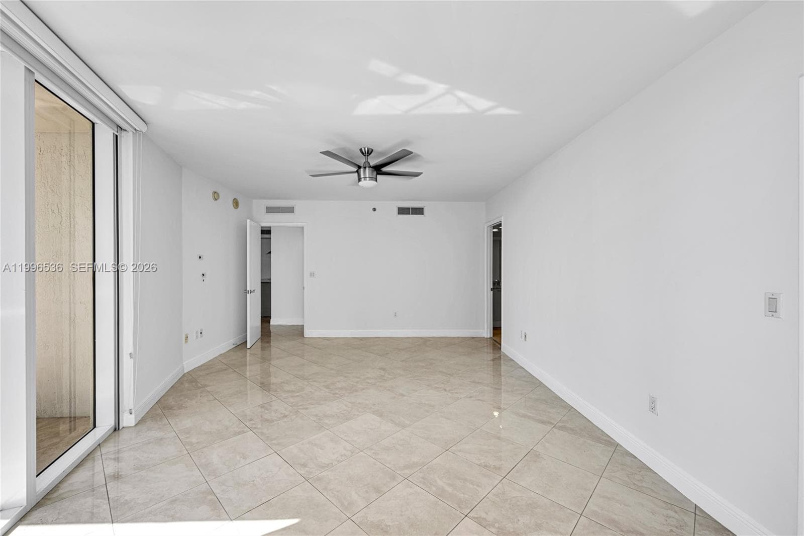 1850 S Ocean Dr 3510 photo 22