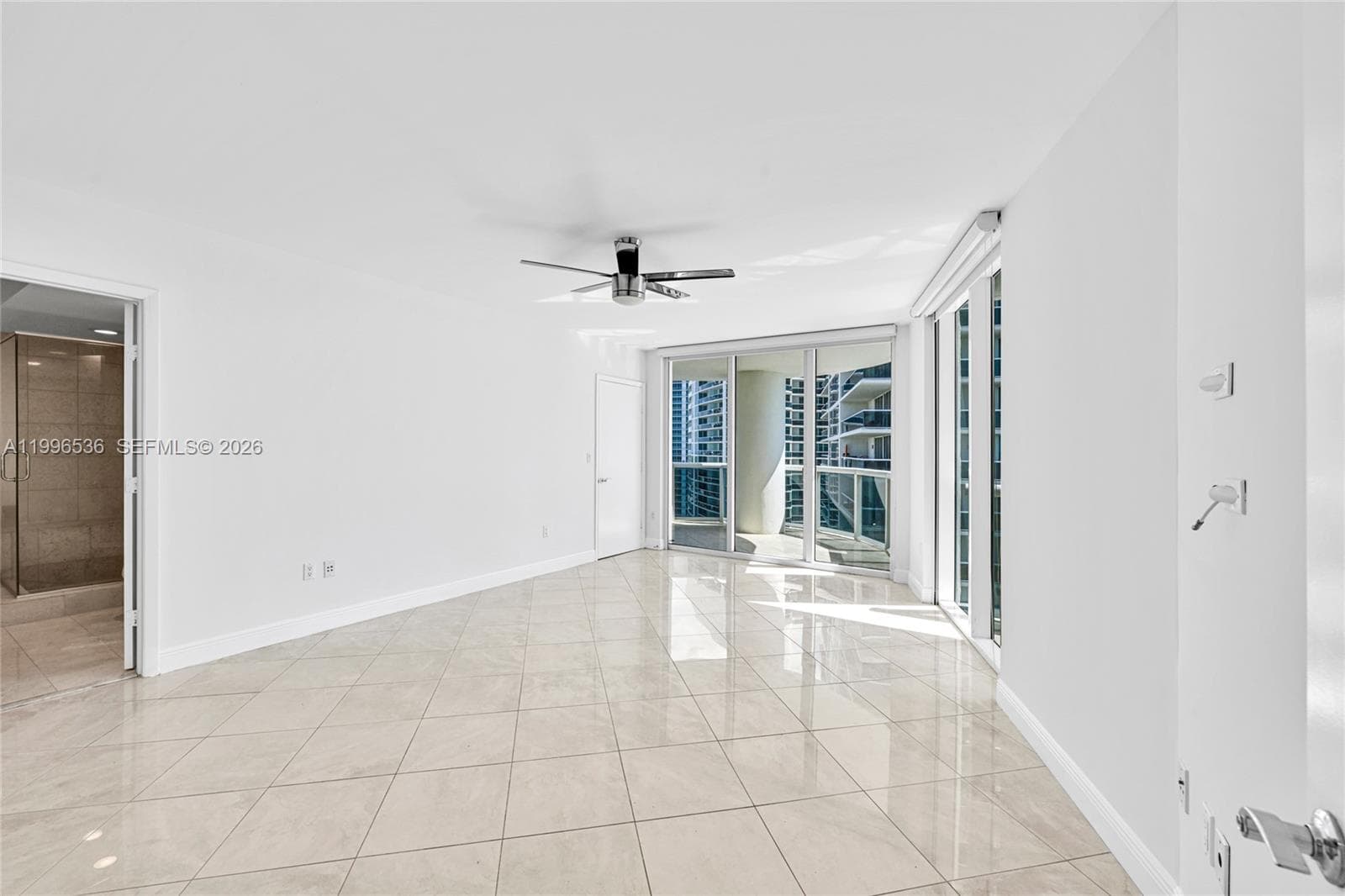 1850 S Ocean Dr 3510 photo 18