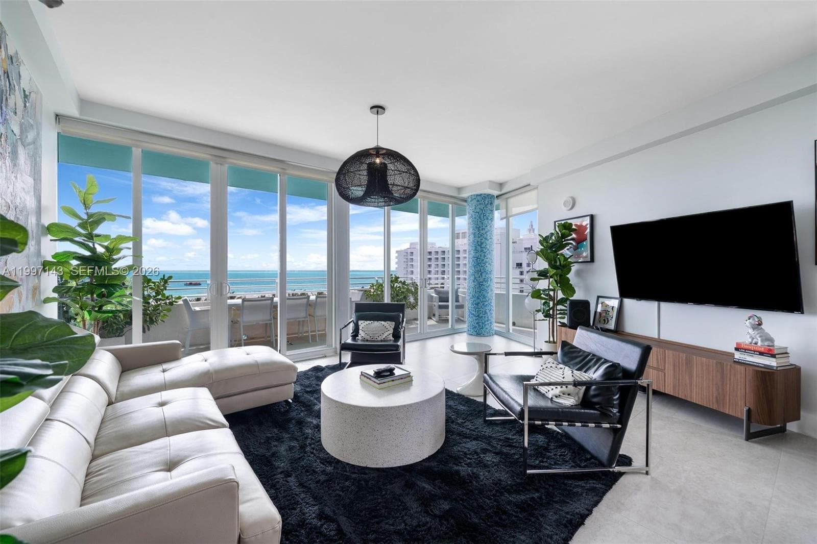 226 Ocean Dr 8F photo 2