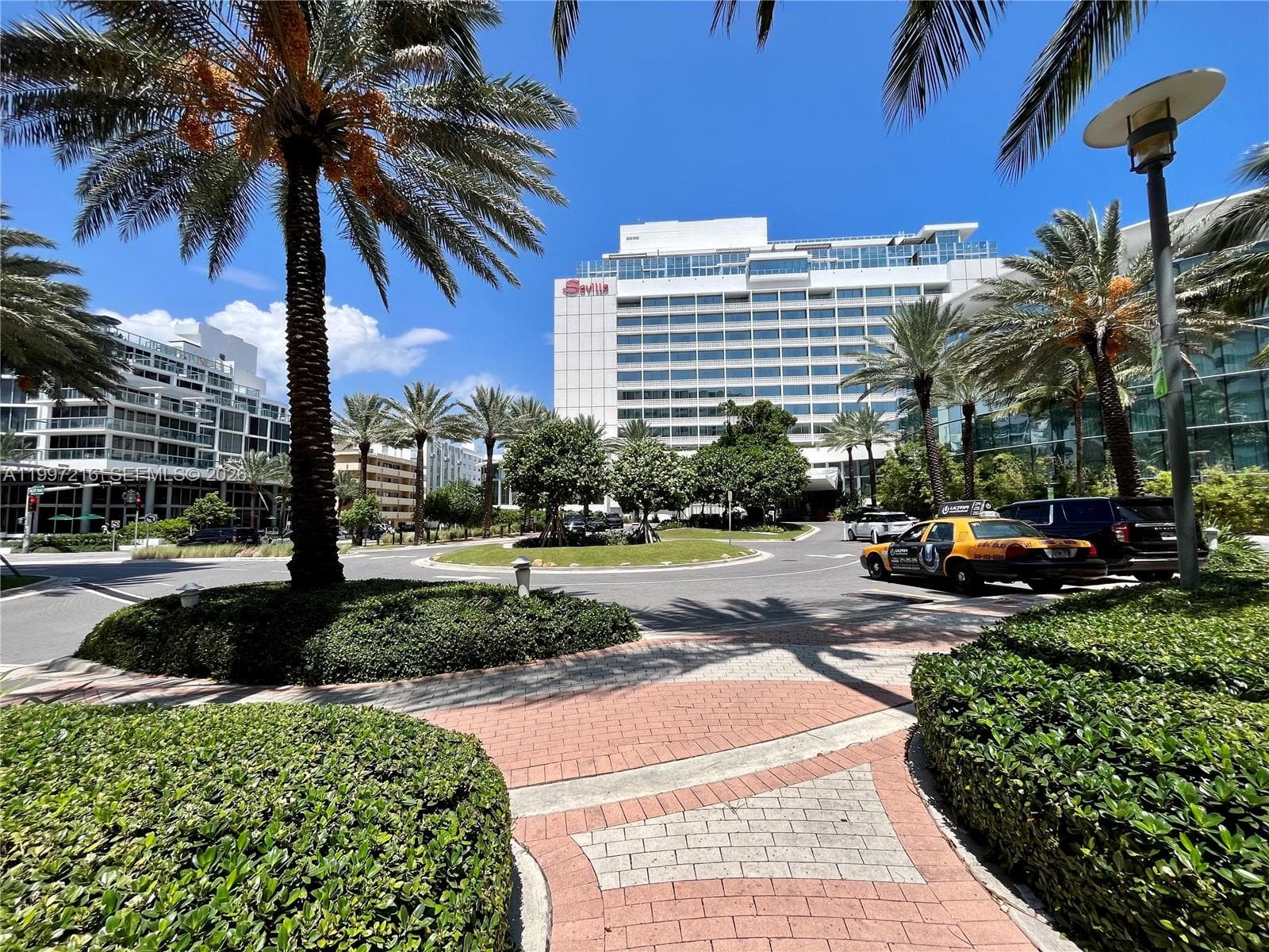 2899 Collins Ave 424 photo 23